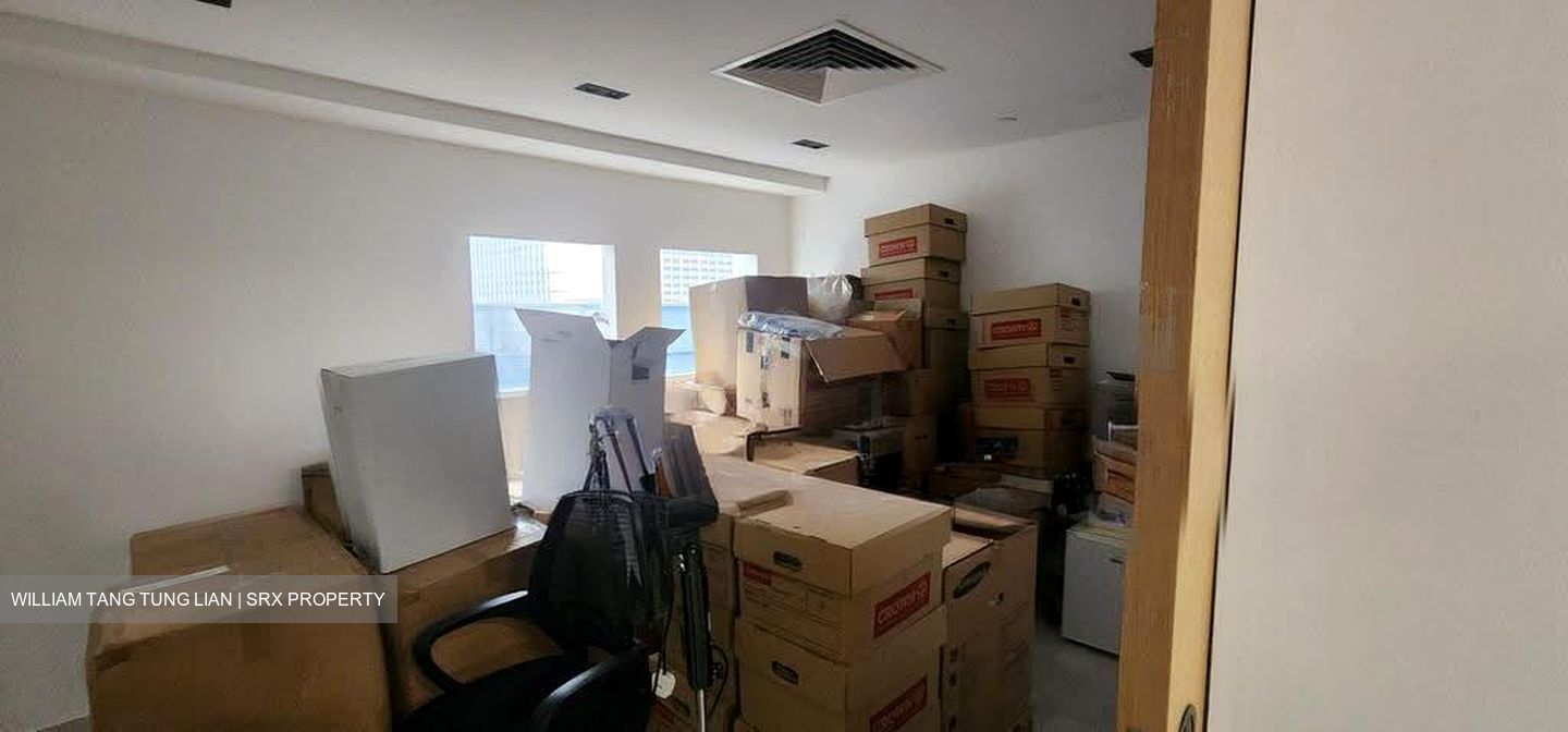 Tong Building (D9), Office #632360161